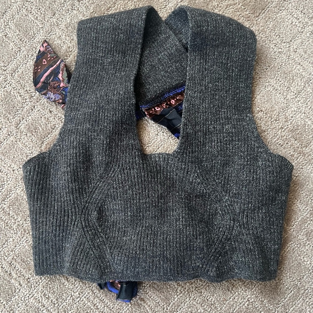 Anthropologie knitted cropped Open Back